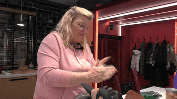 Pink Cooking GIF by Big Brother 2022
